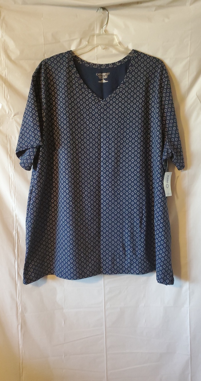 Catherines Easy Fit Navy & White Diamond pattern V-Neck Short Sleeve Tunic NEW